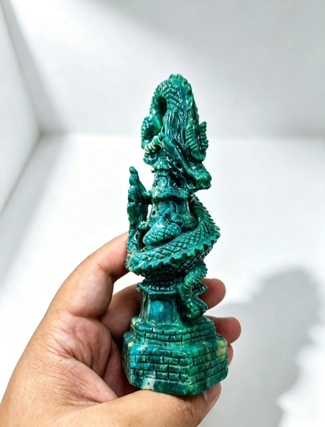 Ukiran naga green jasper hand made