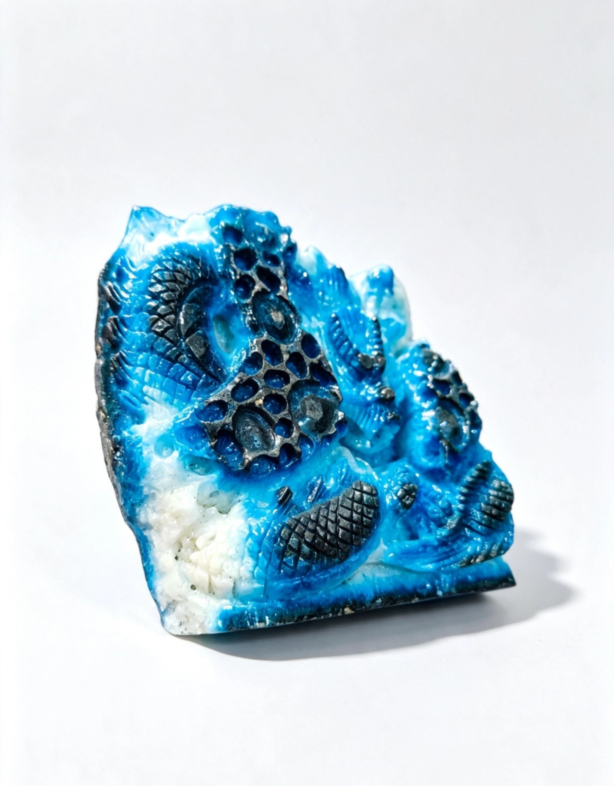 Ukiran naga ,bahan blue ice gracierite (rare)