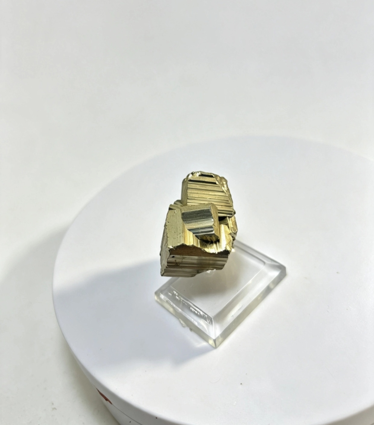 Pyrite stand