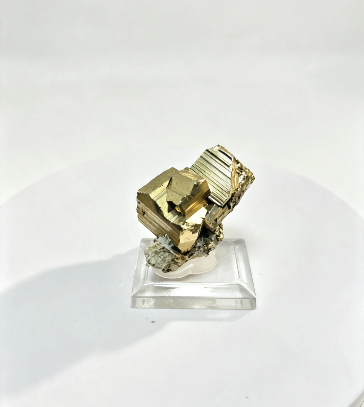 Pyrite stand