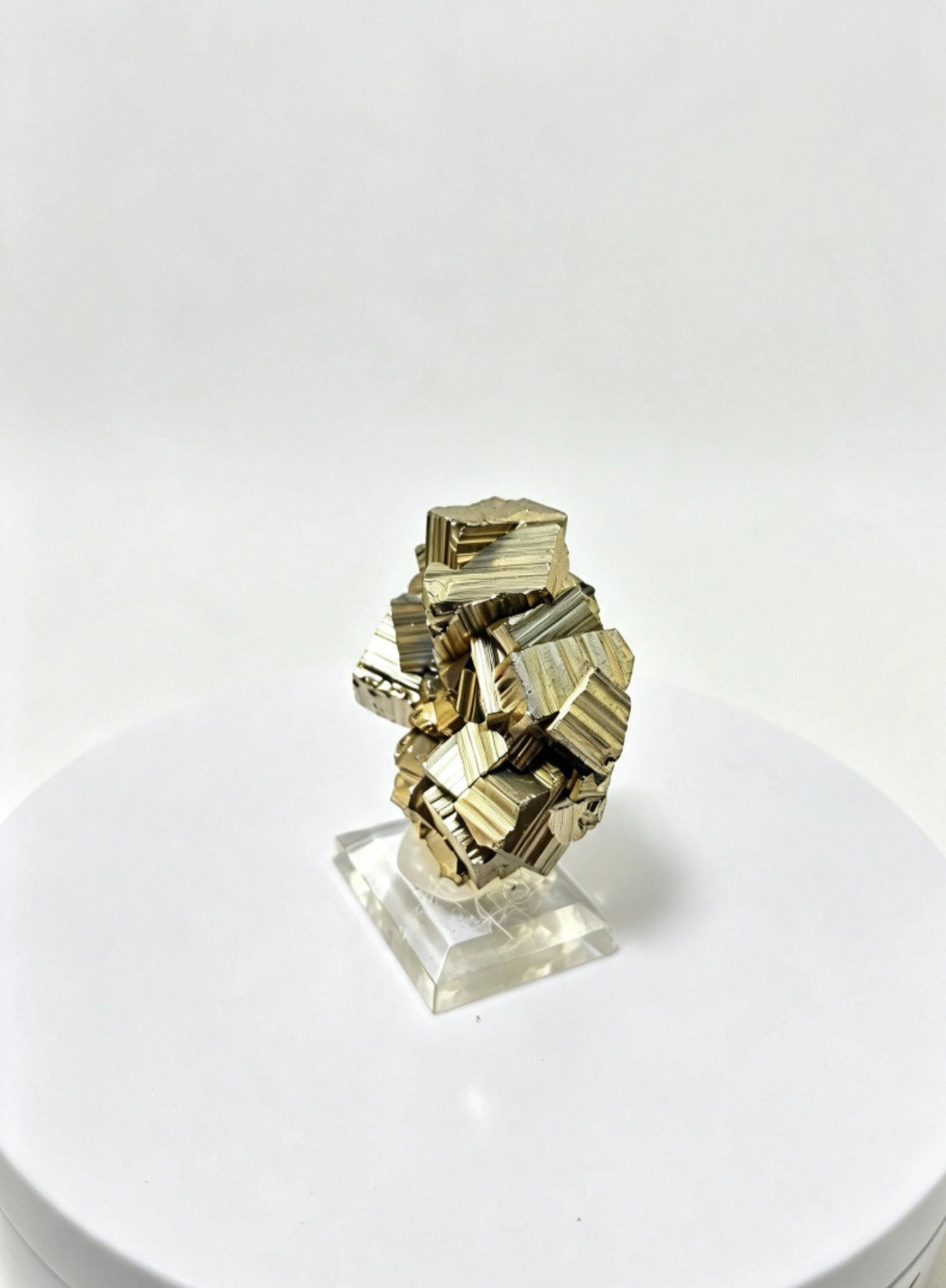 Pyrite stand